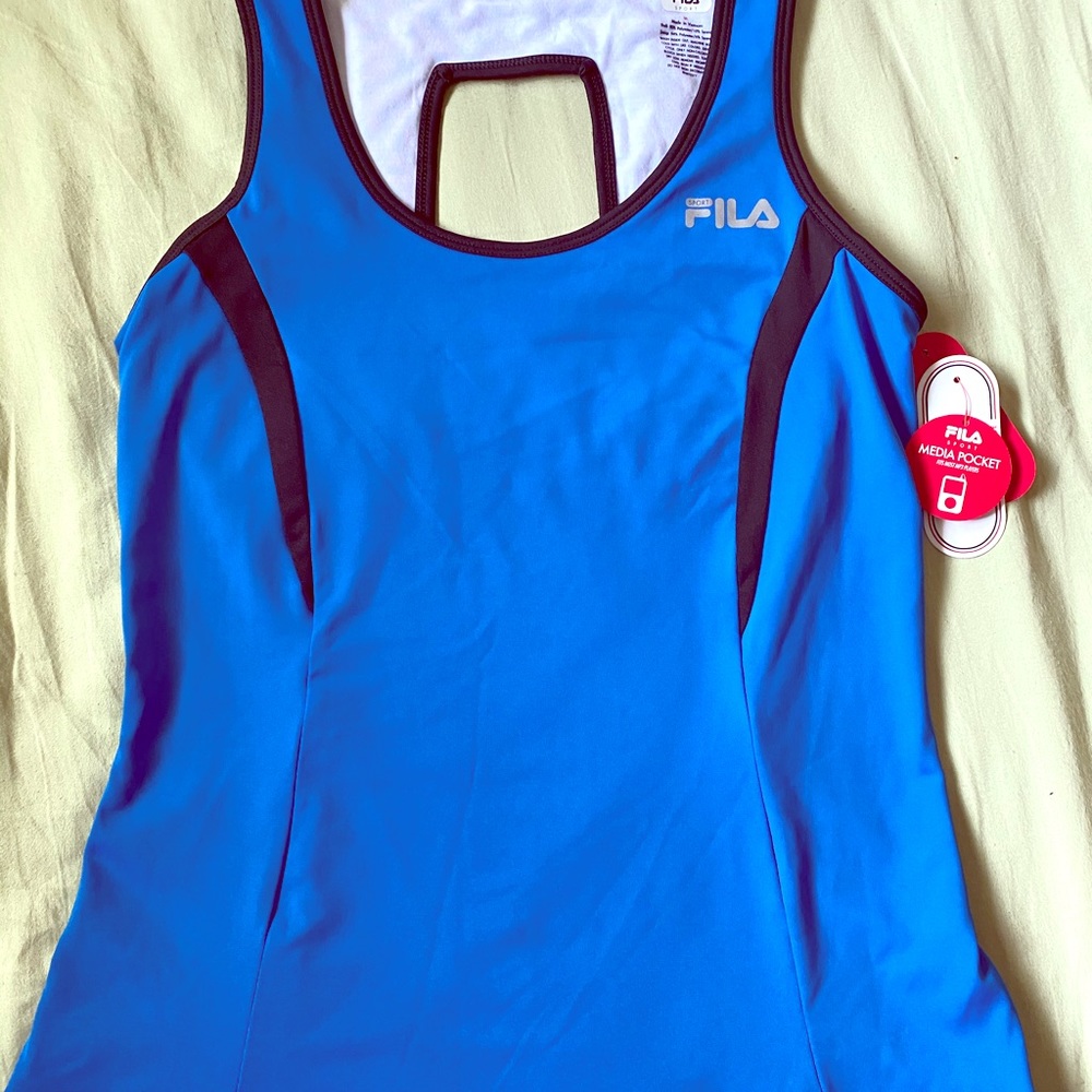 Women’s Fila workout shirt